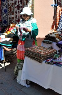 Tequis street market 4 - Otomi woman