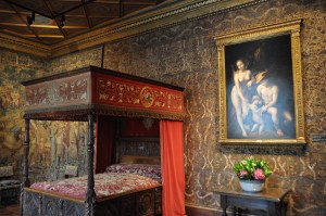Chenonceau Chateau 75 - bedroom of Catherine de Medicis